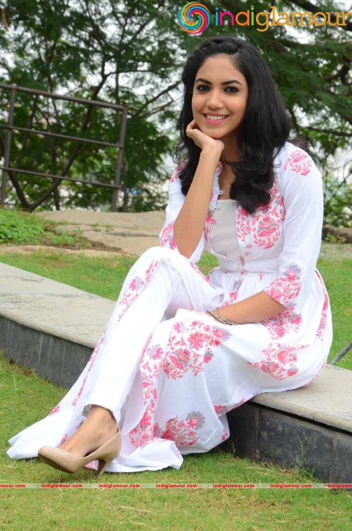 Reethu Varma Actress hd photo