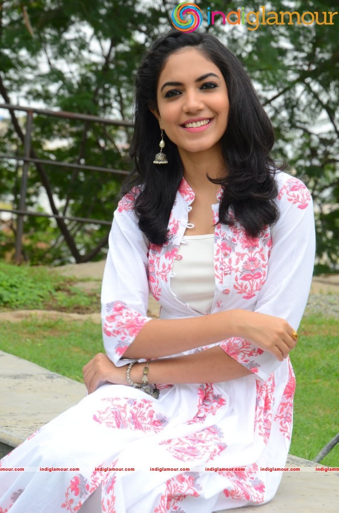 Reethu Varma Actress hd photo