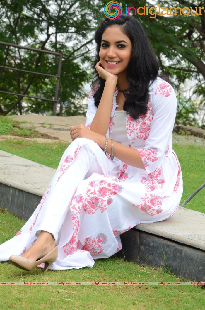 Reethu Varma Actress hd photo