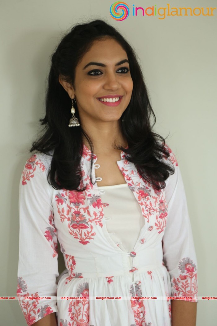 Reethu Varma Actress hd photo
