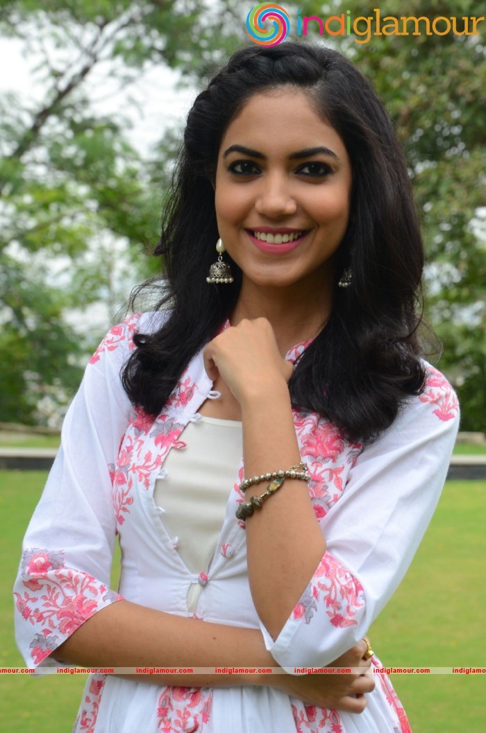 Reethu Varma Actress hd photo