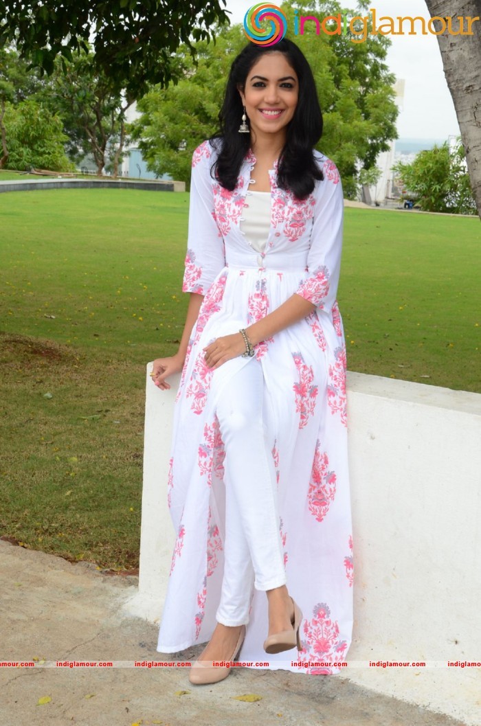 Reethu Varma Actress hd photo