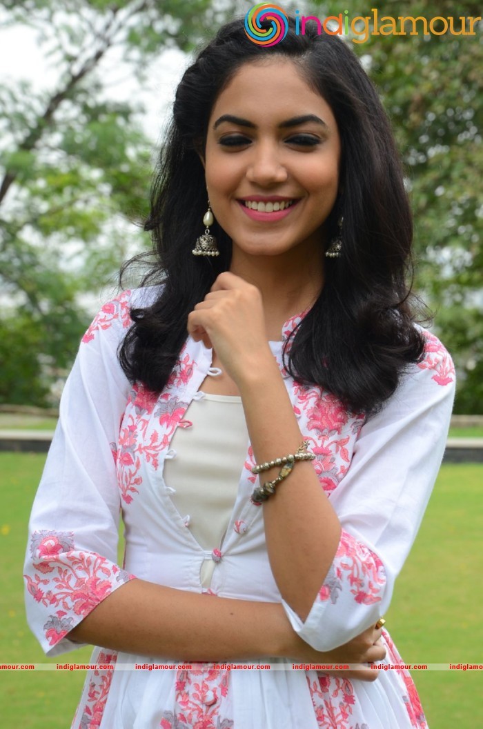 Reethu Varma Actress hd photo