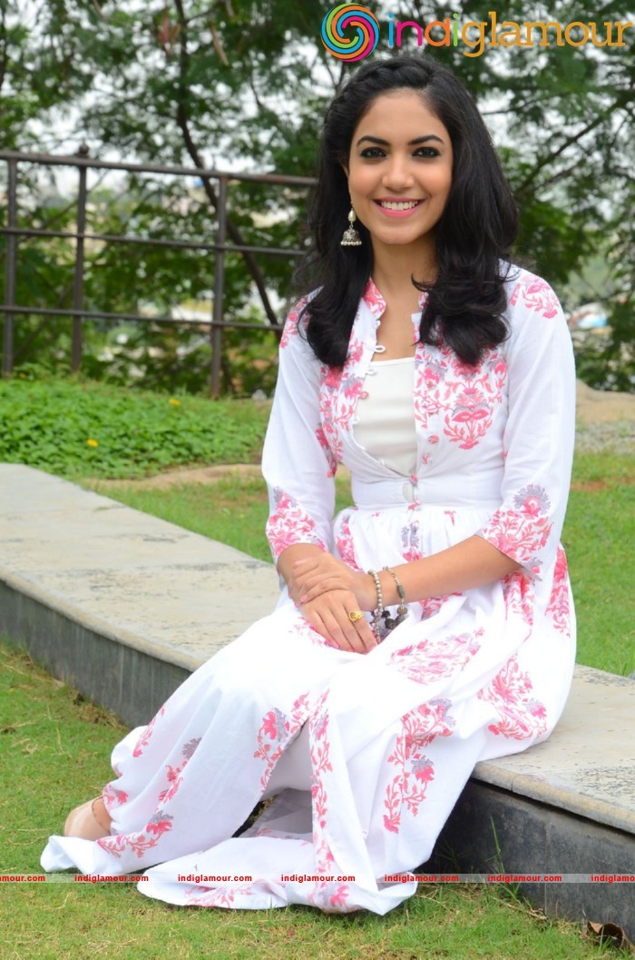 Reethu Varma Actress hd photo
