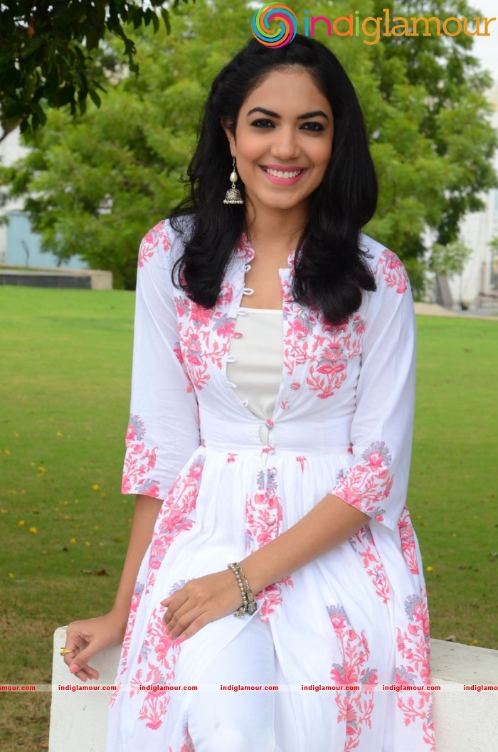 Reethu Varma Actress hd photo