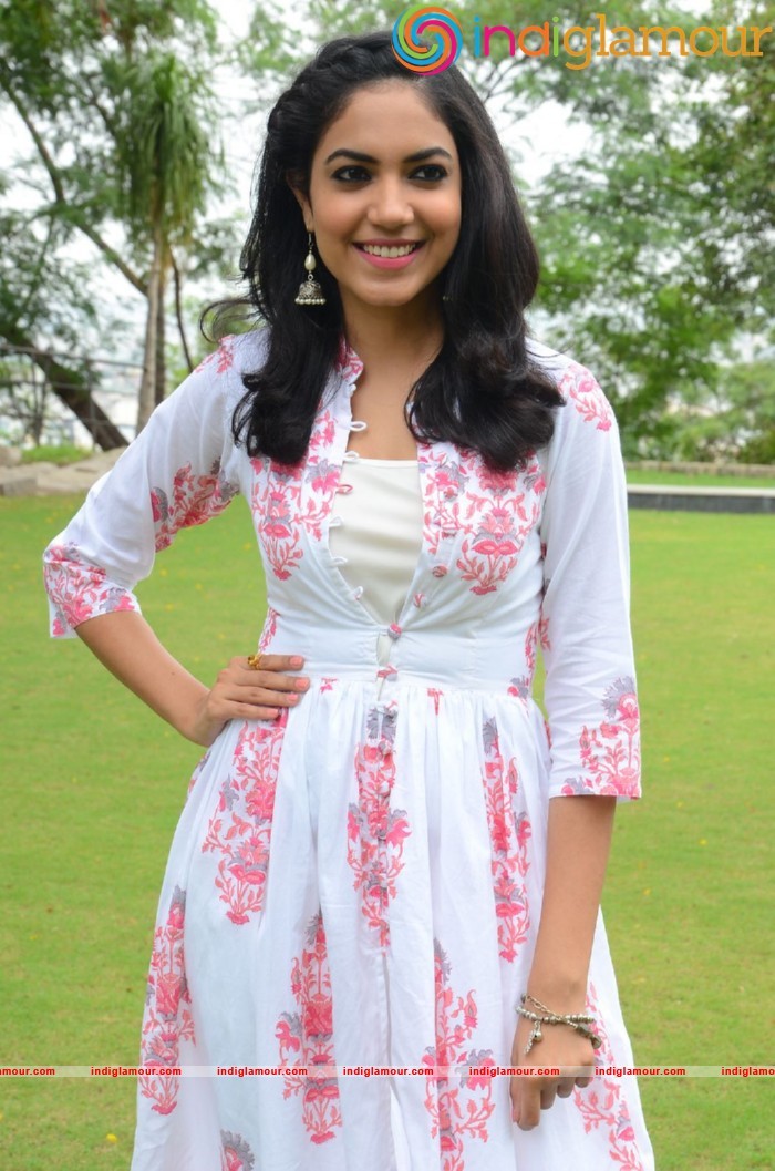 Reethu Varma Actress hd photo