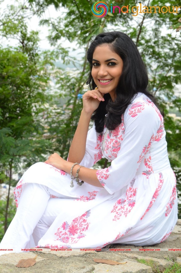 Reethu Varma Actress hd photo