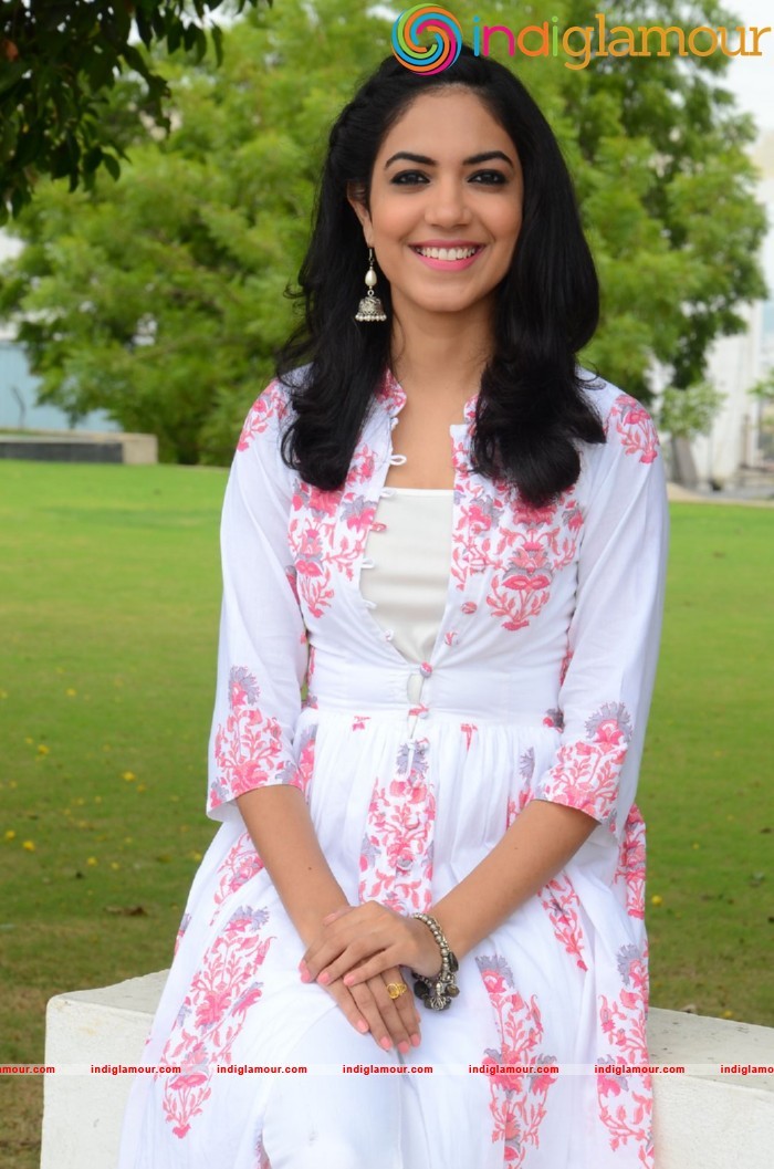 Reethu Varma Actress hd photo