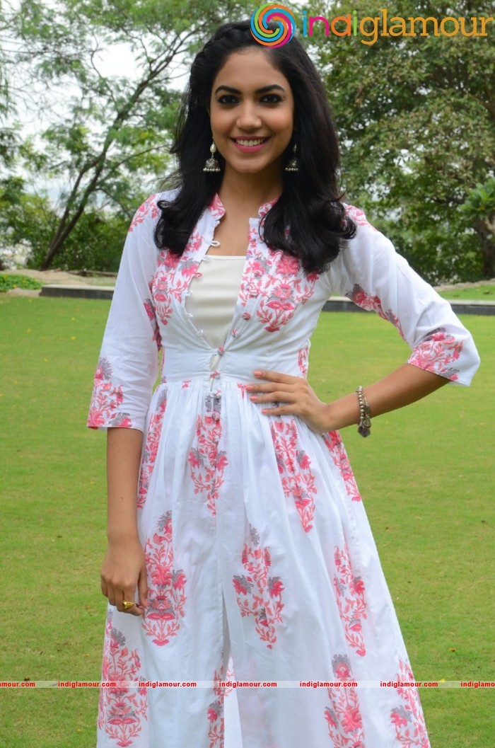 Reethu Varma Actress hd photo