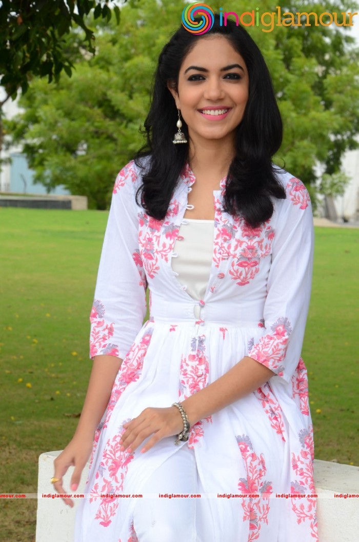 Reethu Varma Actress hd photo