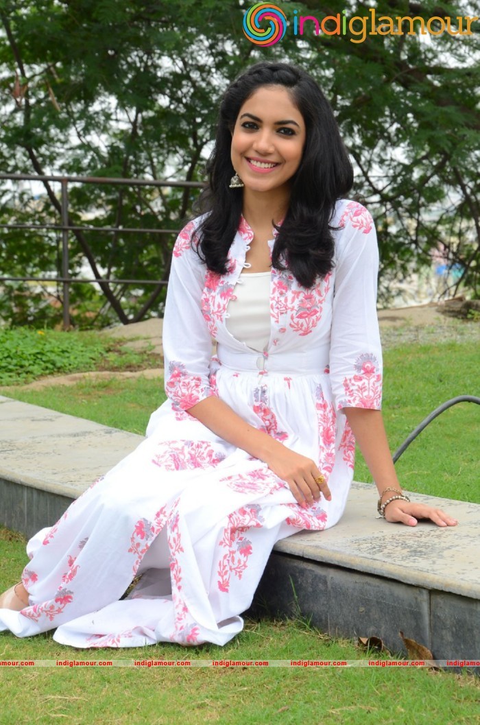 Reethu Varma Actress hd photo