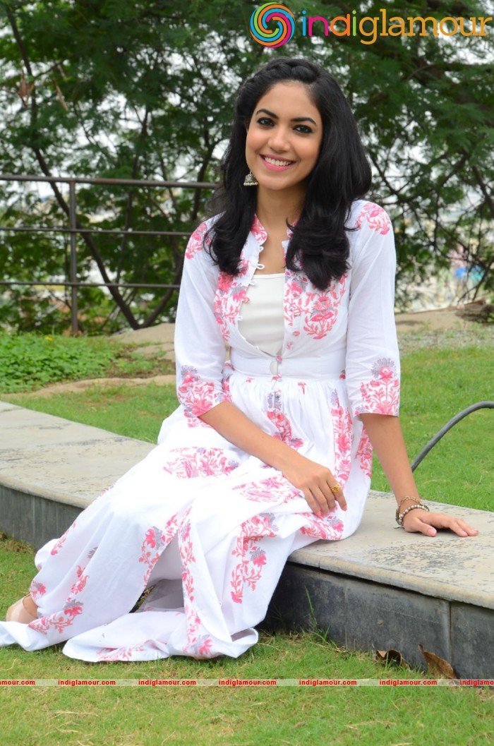 Reethu Varma Actress hd photo