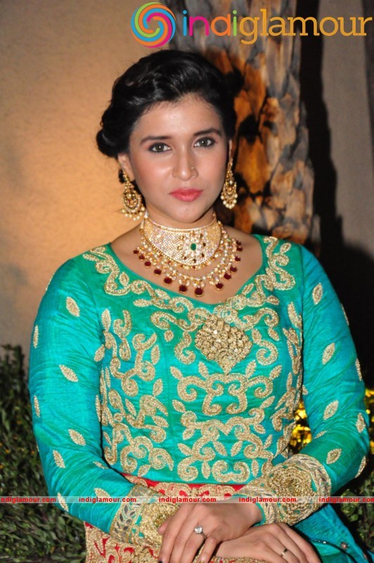 Mannara Chopra Latest Photos Gallery Actress hd photo