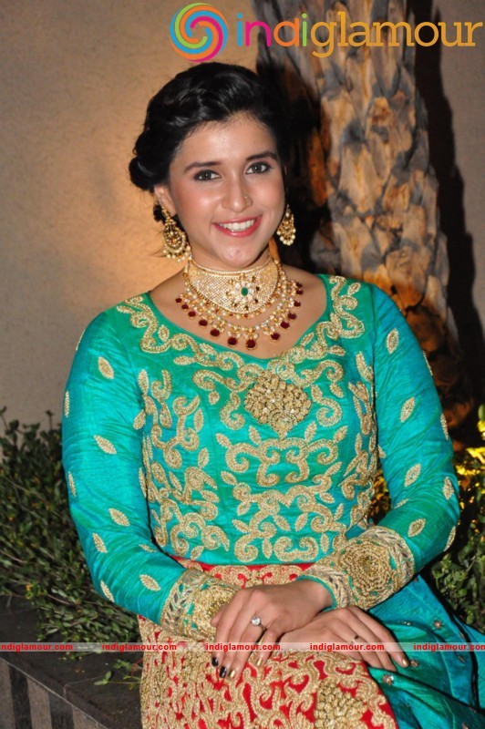 Mannara Chopra Latest Photos Gallery Actress hd photo