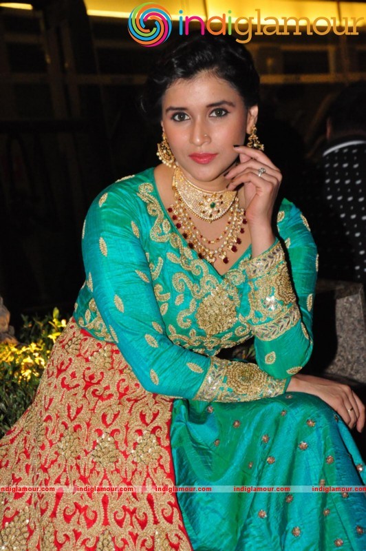 Mannara Chopra Latest Photos Gallery Actress hd photo