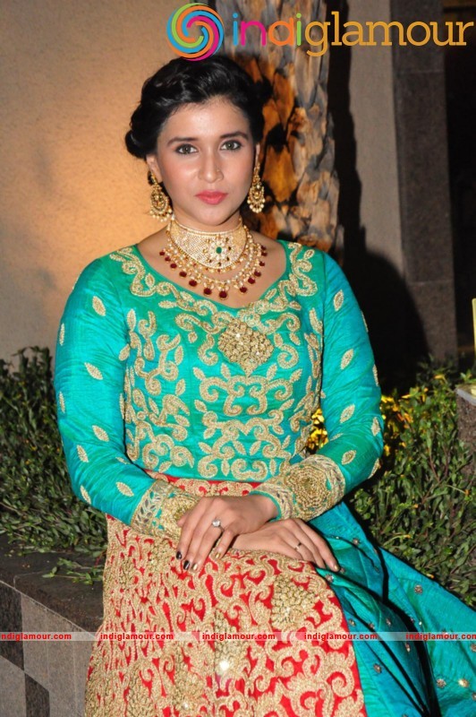 Mannara Chopra Latest Photos Gallery Actress hd photo