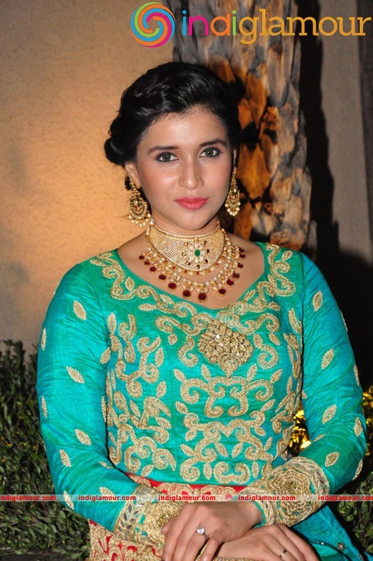 Mannara Chopra Latest Photos Gallery Actress hd photo