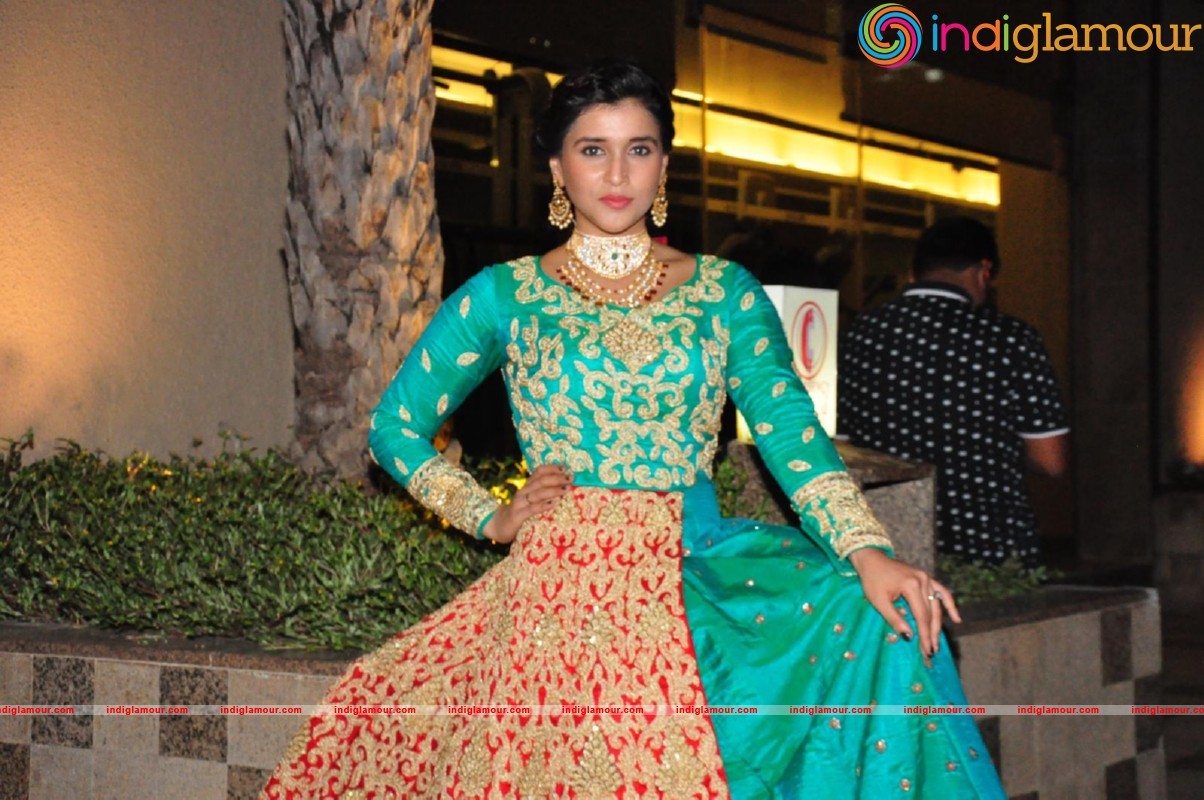 Mannara Chopra Latest Photos Gallery Actress hd photo