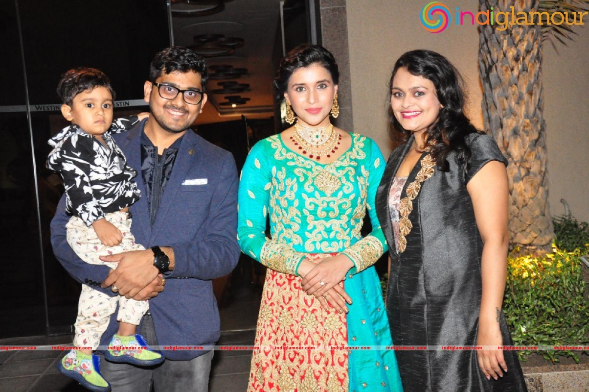 Mannara Chopra Latest Photos Gallery Actress hd photo