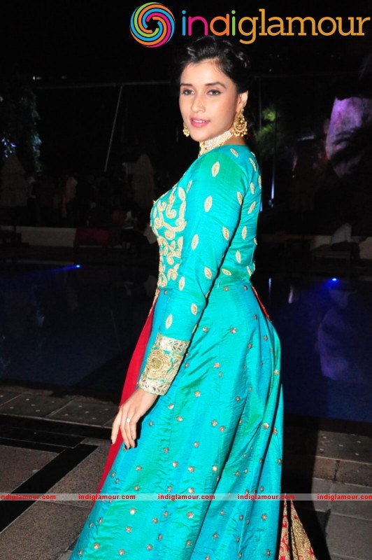 Mannara Chopra Latest Photo Gallery Actress hd photo