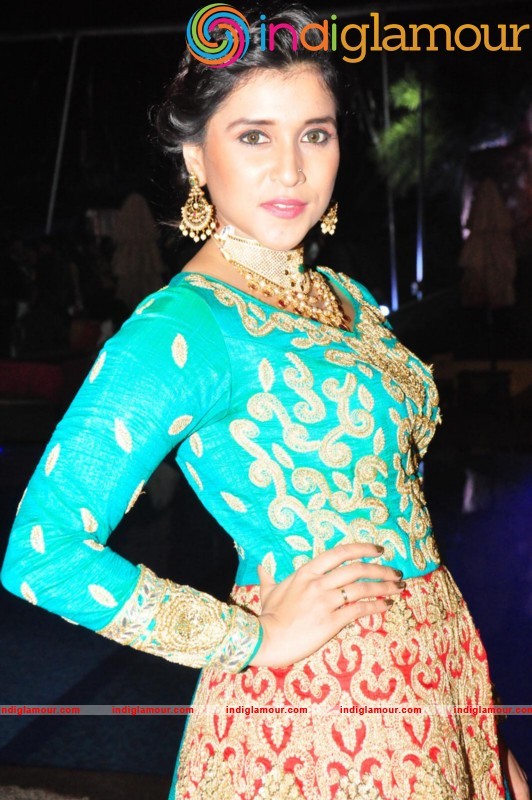 Mannara Chopra Latest Photo Gallery Actress hd photo