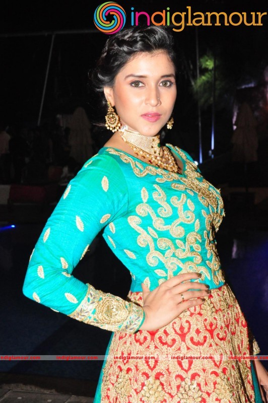 Mannara Chopra Latest Photo Gallery Actress hd photo