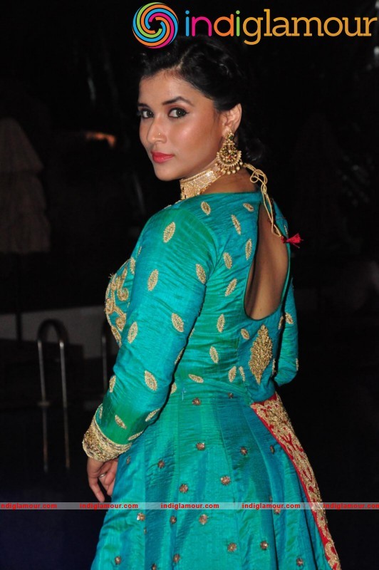 Mannara Chopra Latest Photo Gallery Actress hd photo