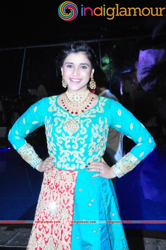 Mannara Chopra Latest Photo Gallery Actress hd photo