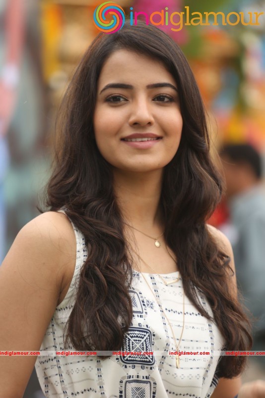 Rxer Mear Latest Photos Gallery Actress hd photo