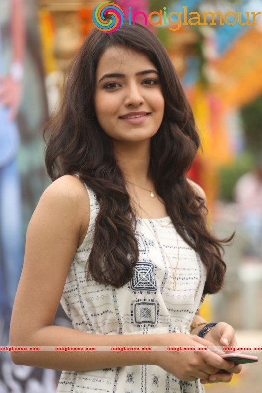 Rxer Mear Latest Photos Gallery Actress hd photo