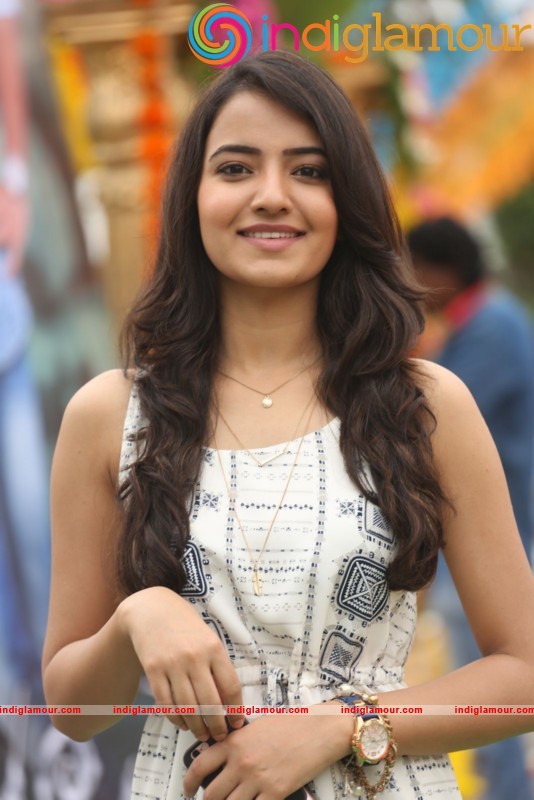 Rxer Mear Latest Photos Gallery Actress hd photo