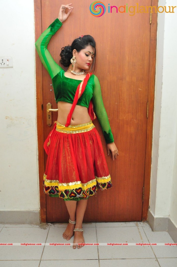 Riya Latest Photos Gallery Actress hd photo