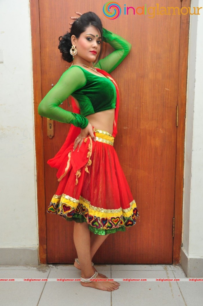Riya Latest Photos Gallery Actress hd photo