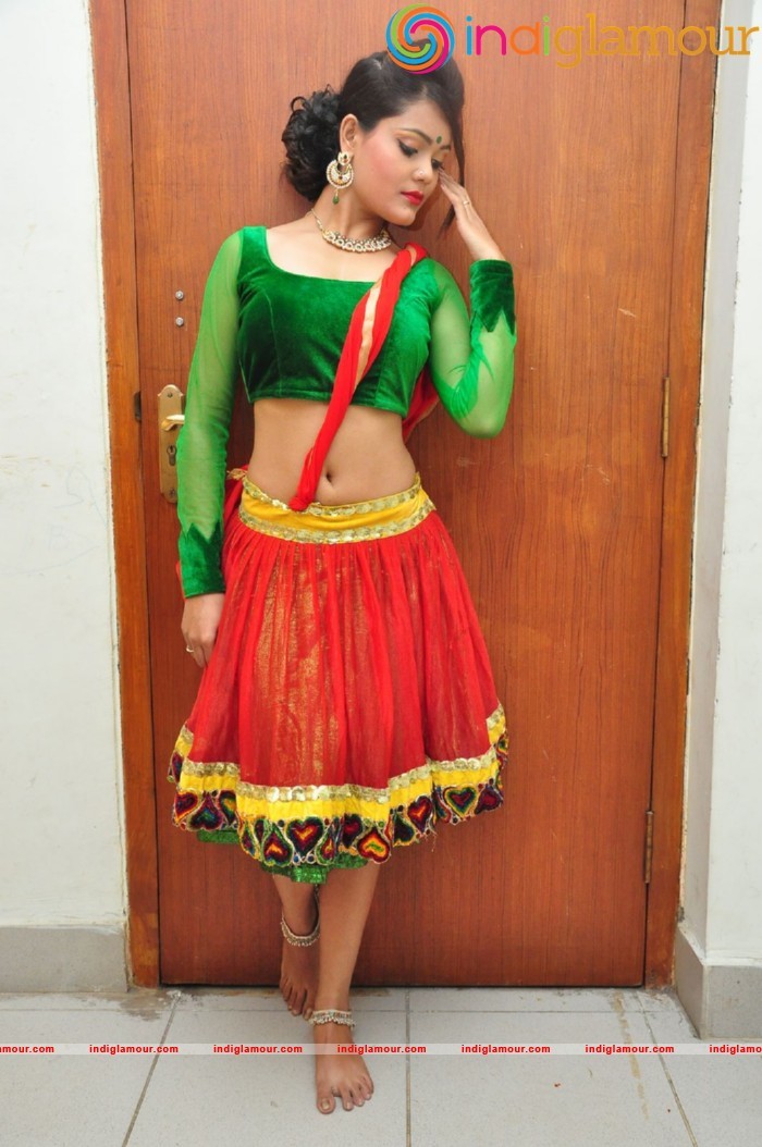 Riya Latest Photos Gallery Actress hd photo