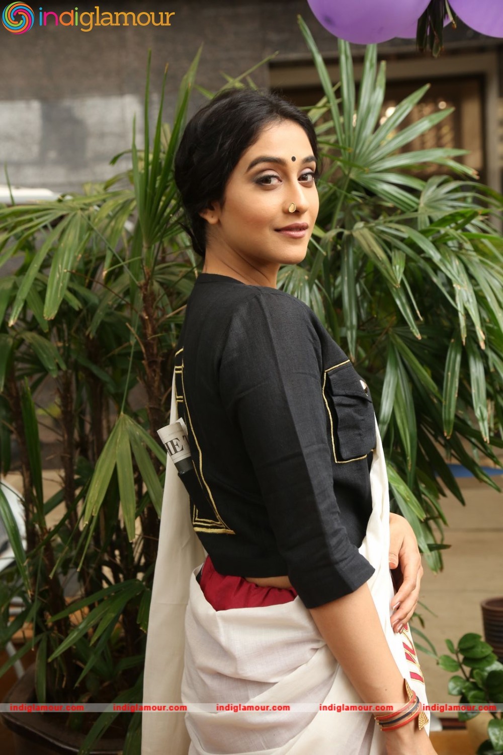 Regina Cassandra Actress hd photo