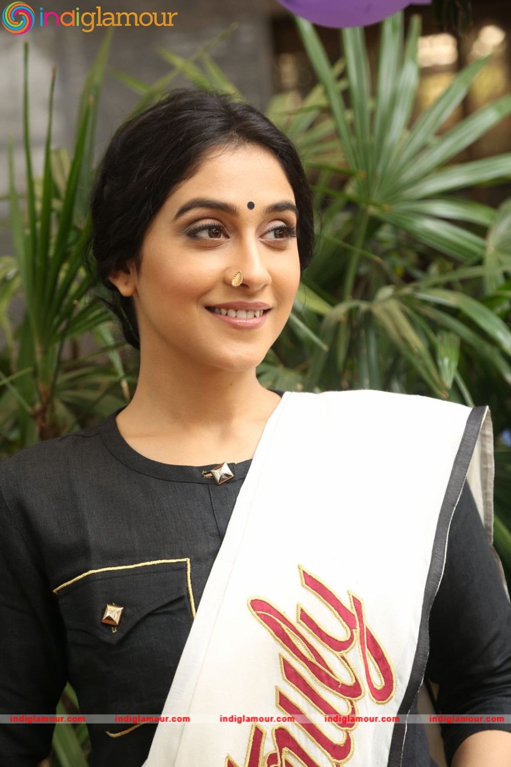 Regina Cassandra Actress hd photo