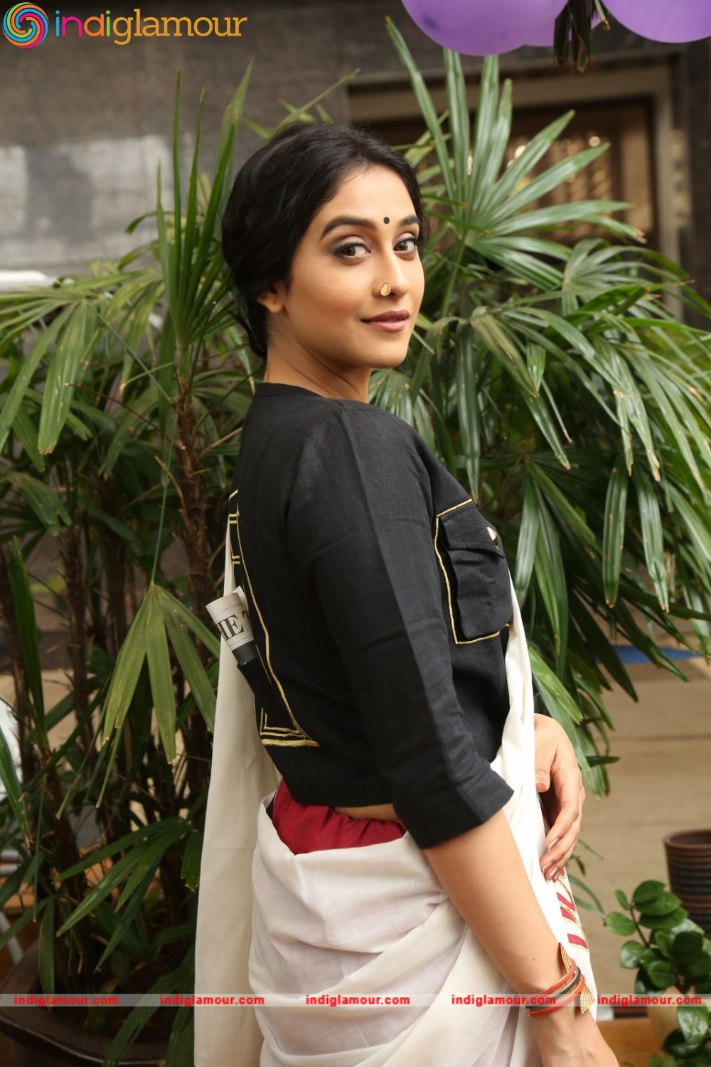 Regina Cassandra Actress hd photo