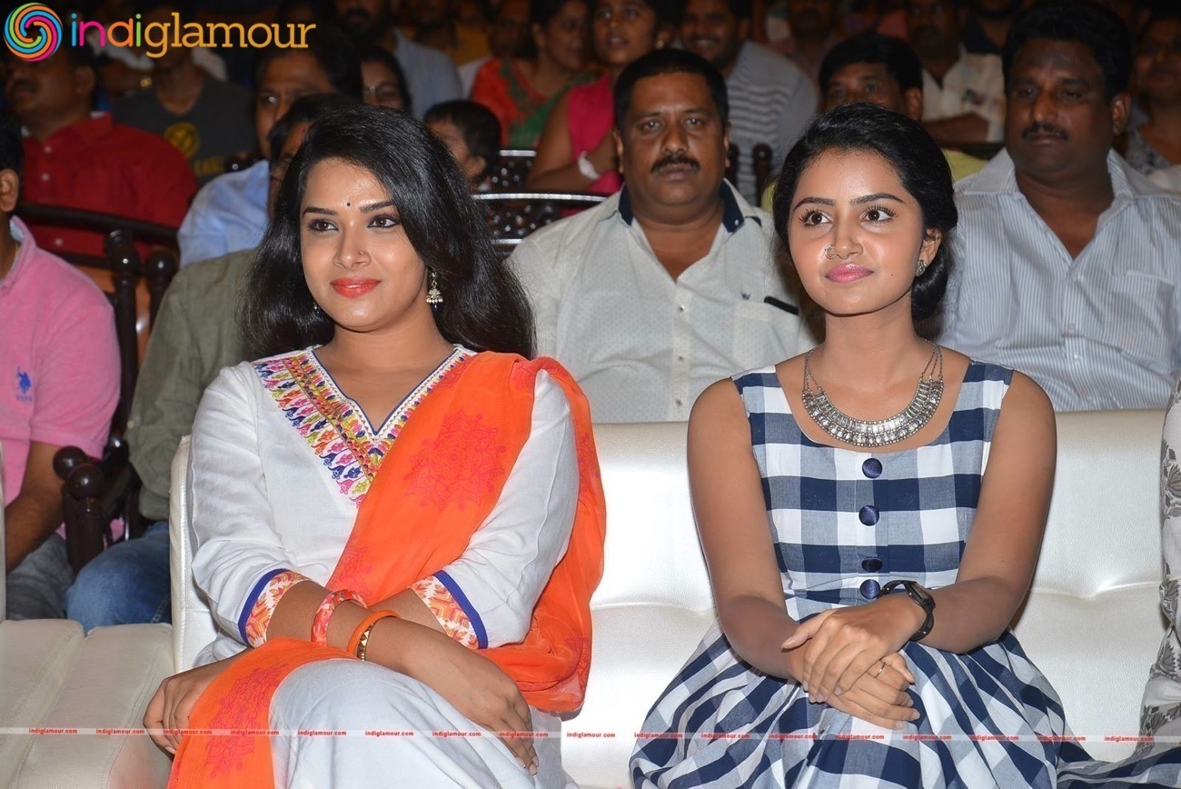 Anupama Parameshwaran Actress hd photo