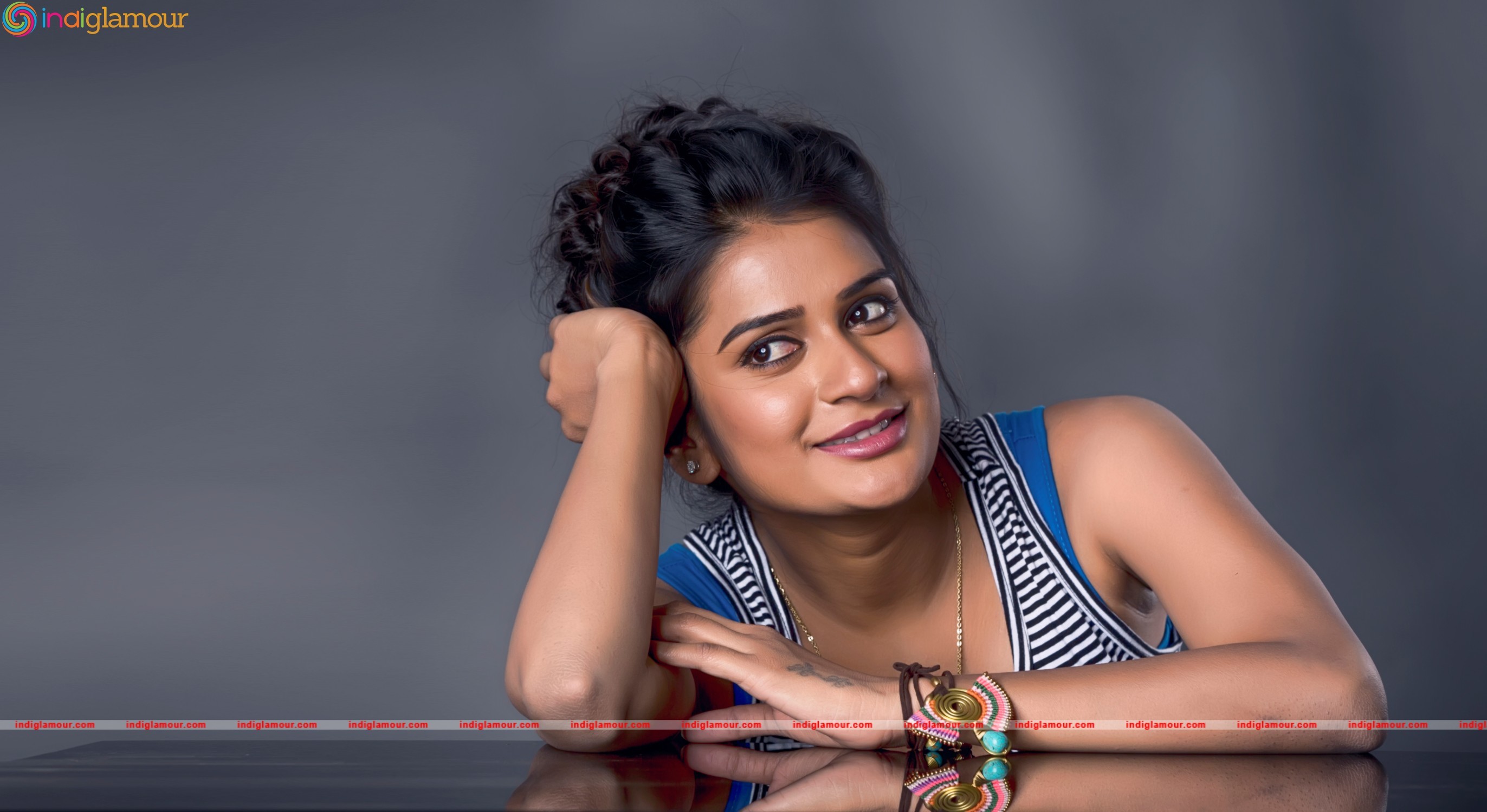 Jenny Actress hd photo