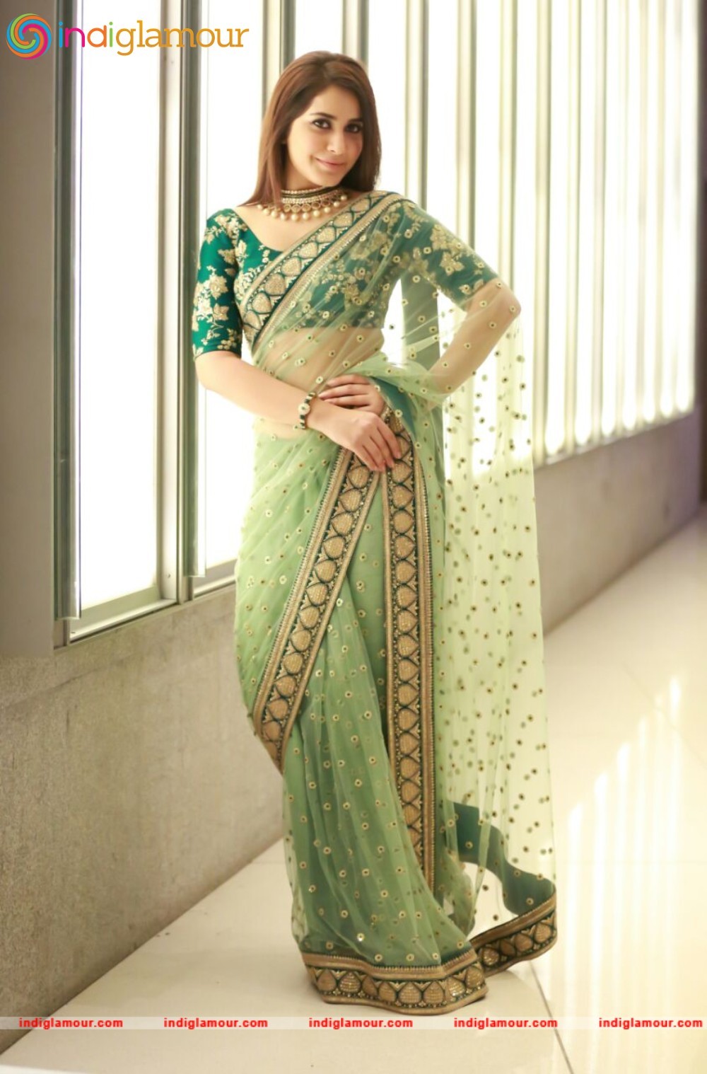 Raashi Khanna Actress hd photo