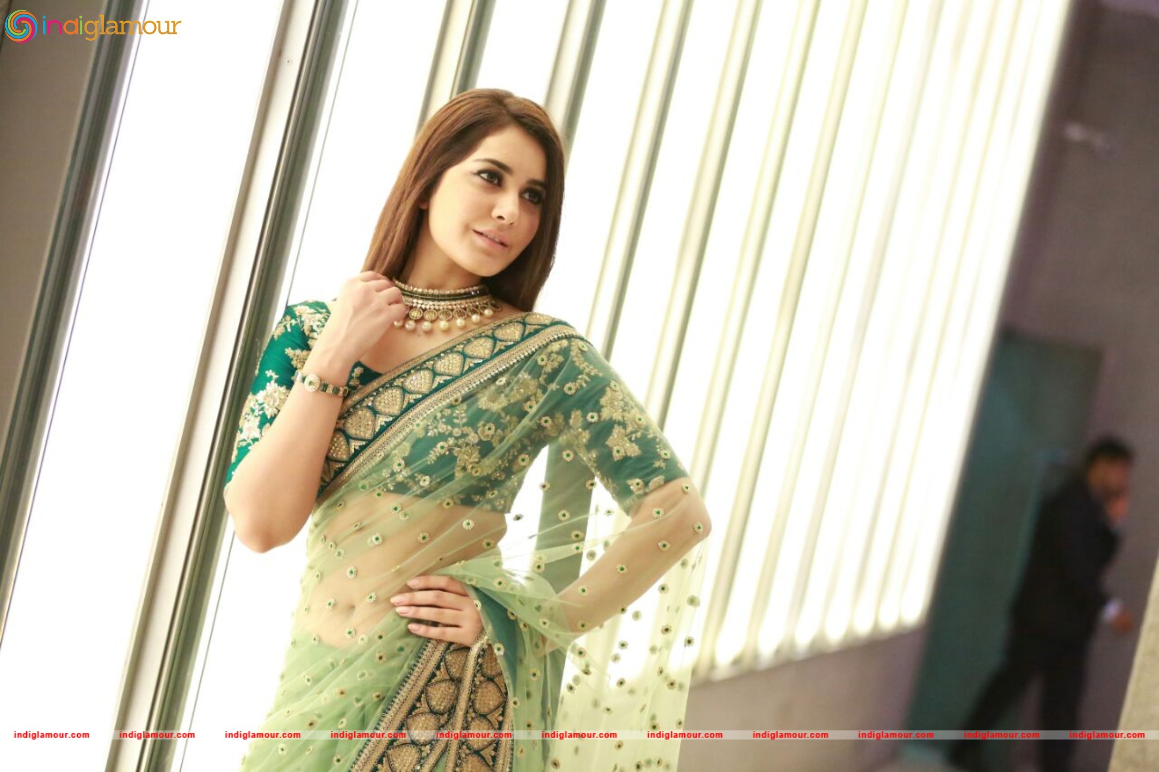 Raashi Khanna Actress hd photo
