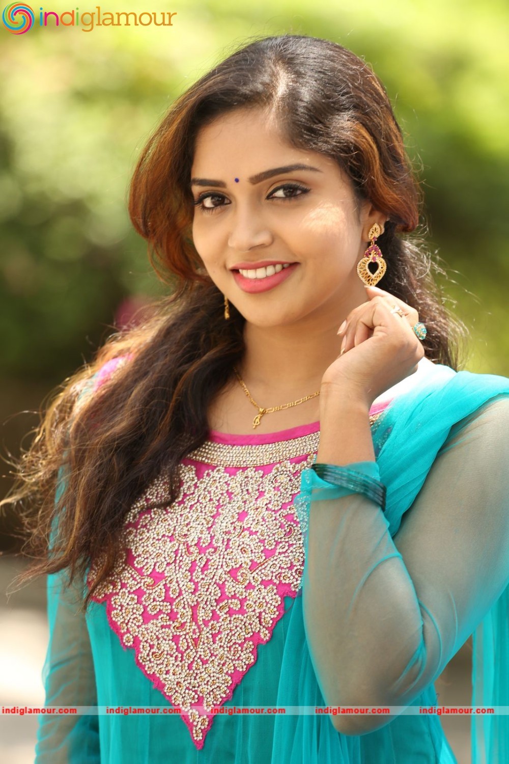 Karunya Actress hd photo