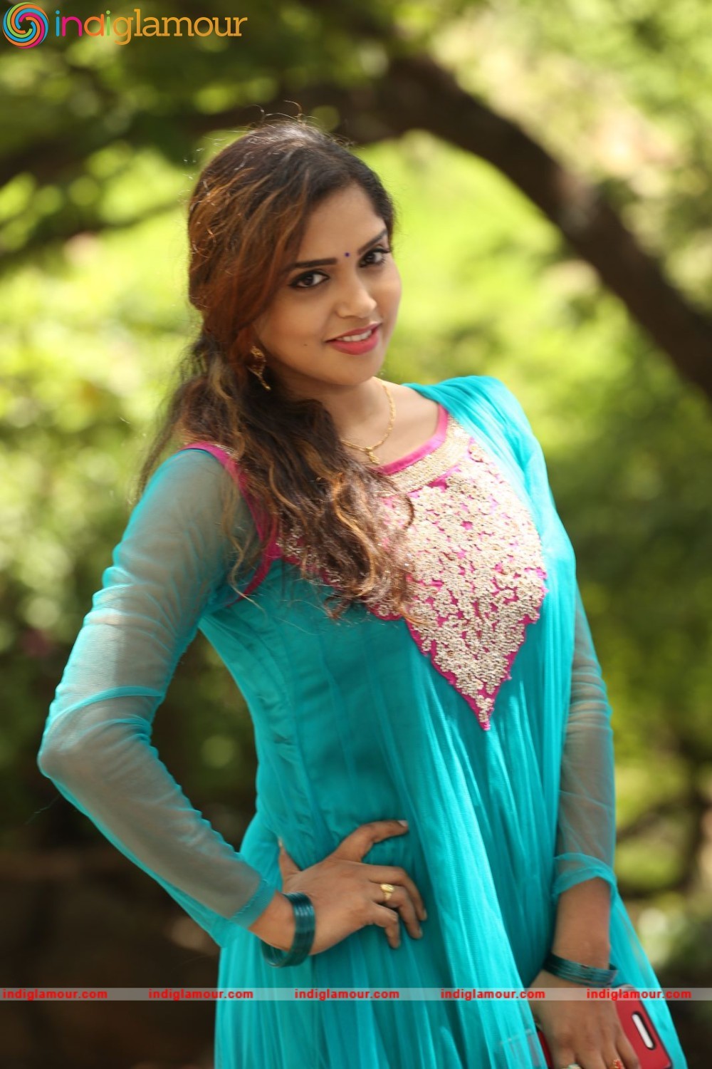 Karunya Actress hd photo