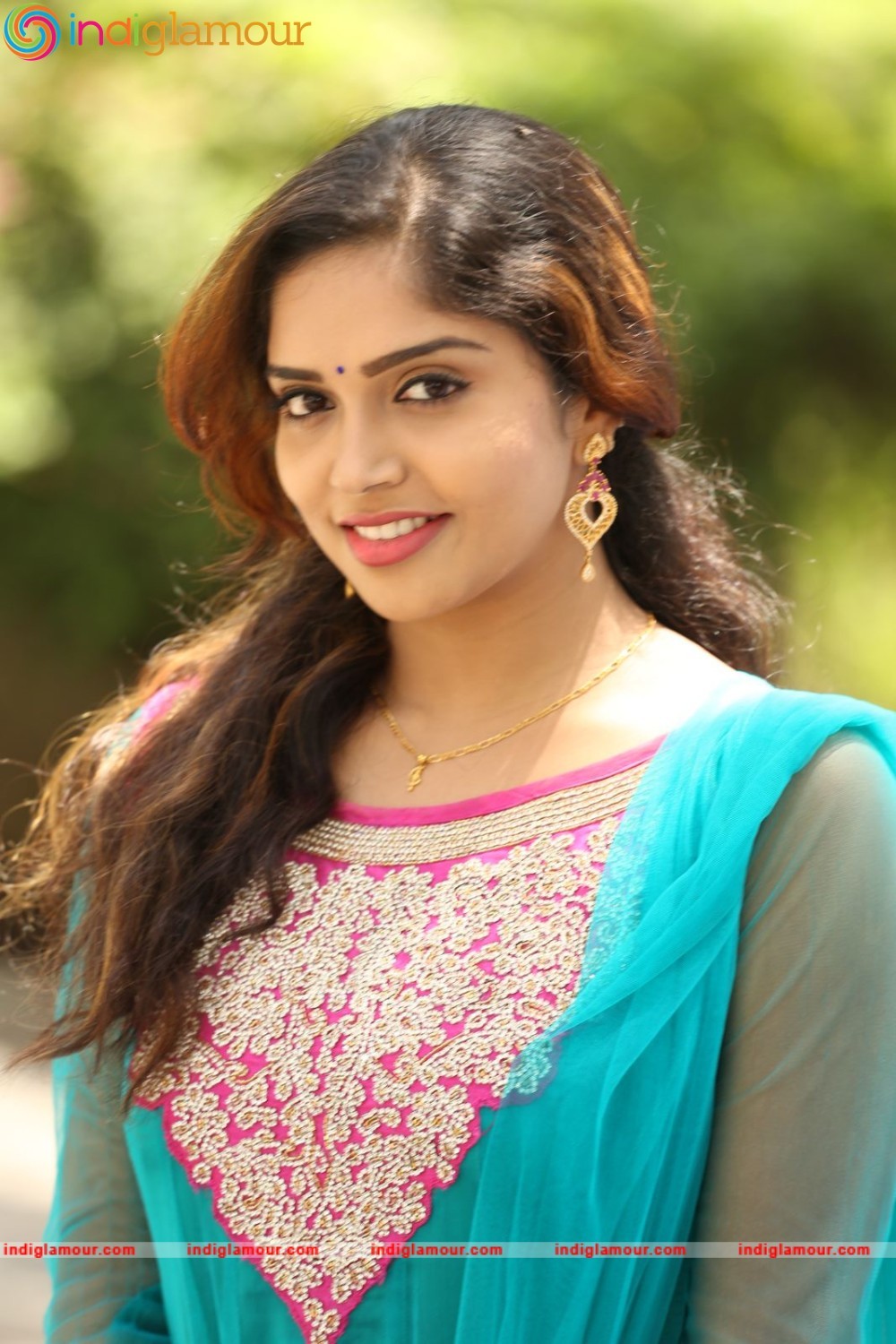 Karunya Actress hd photo