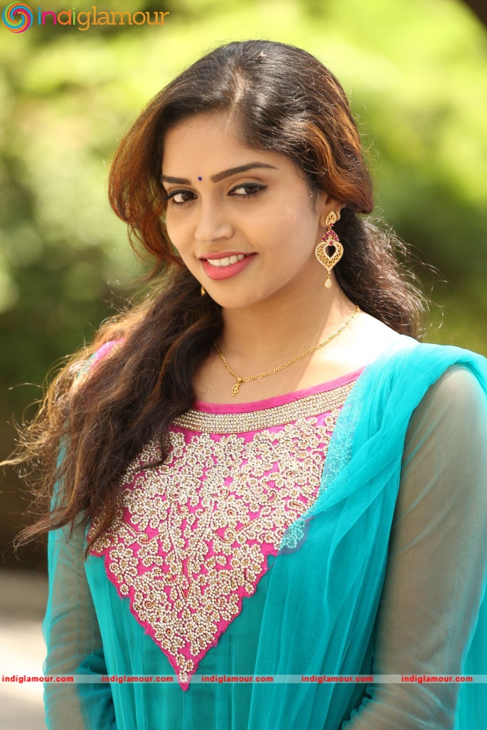 Karunya Actress hd photo