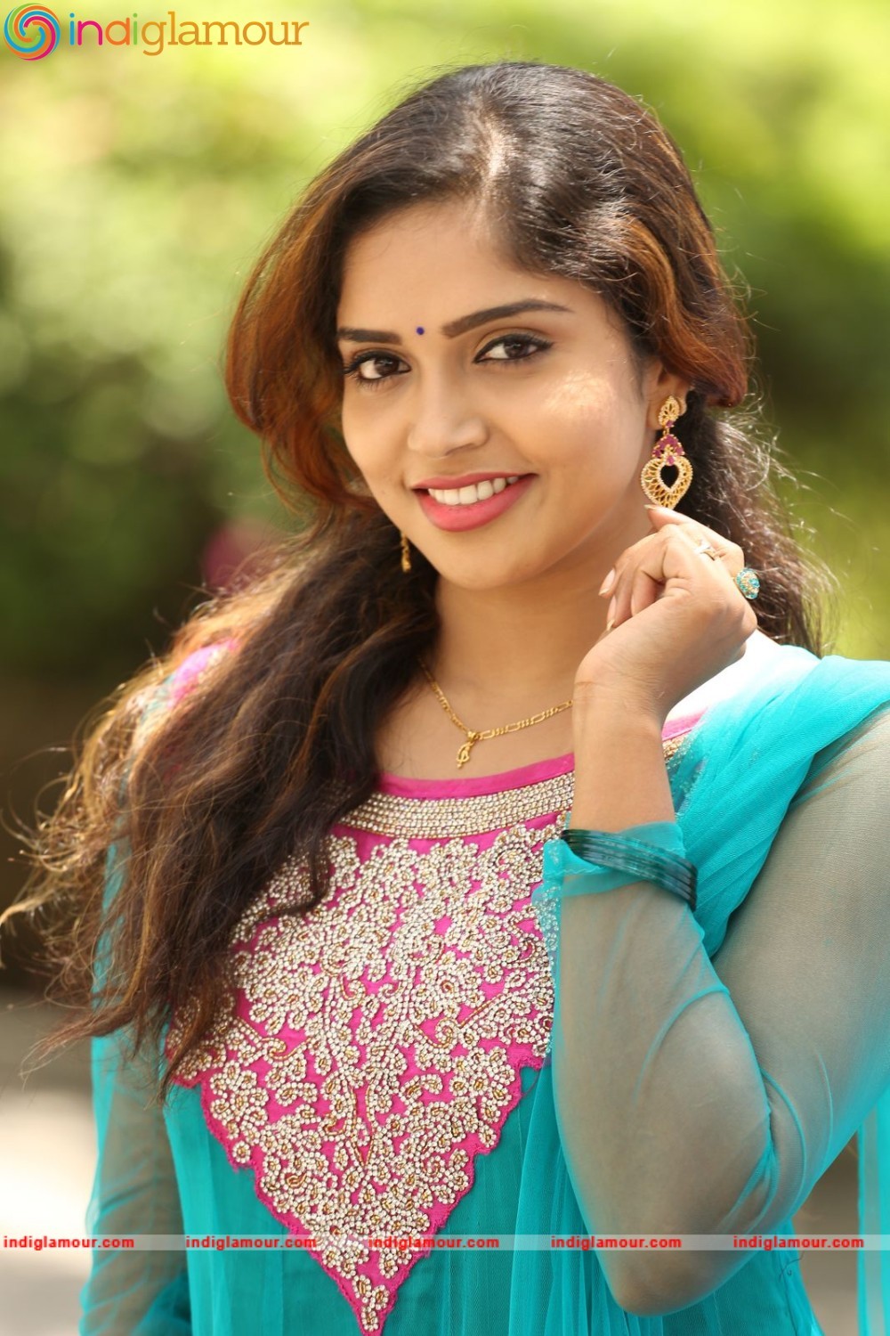 Karunya Actress hd photo
