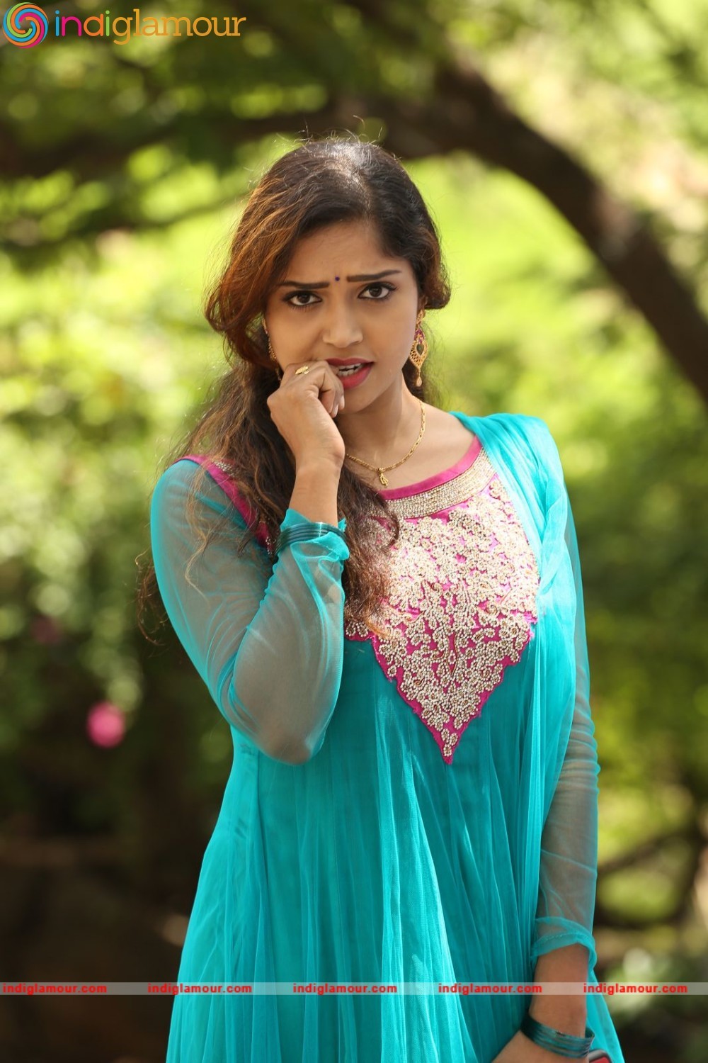 Karunya Actress hd photo