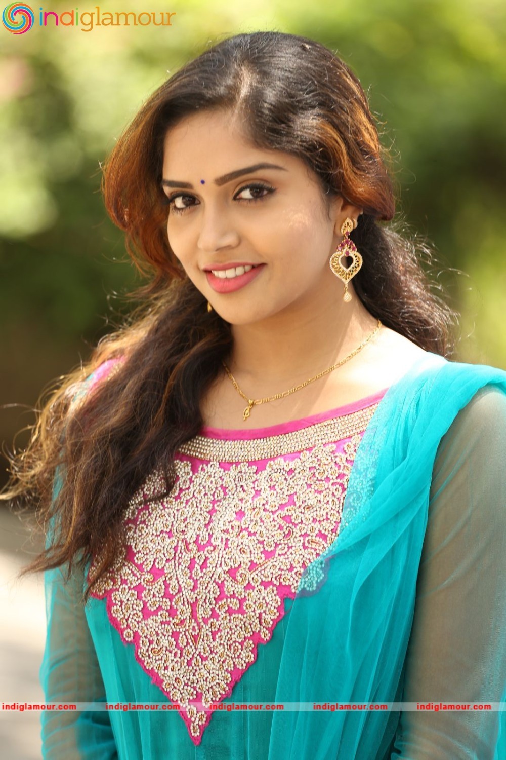 Karunya Actress hd photo
