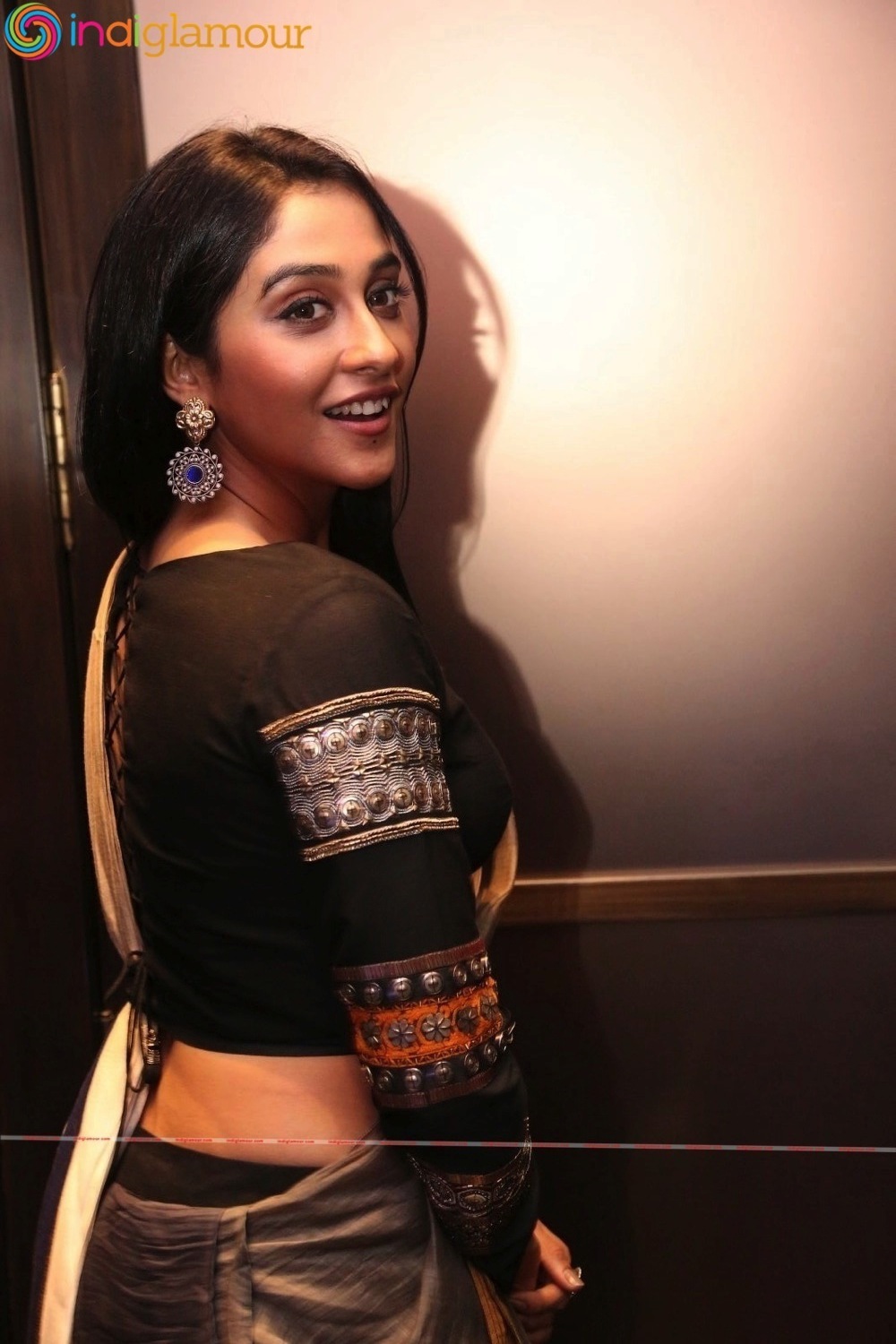 Regina Cassandra Actress hd photo