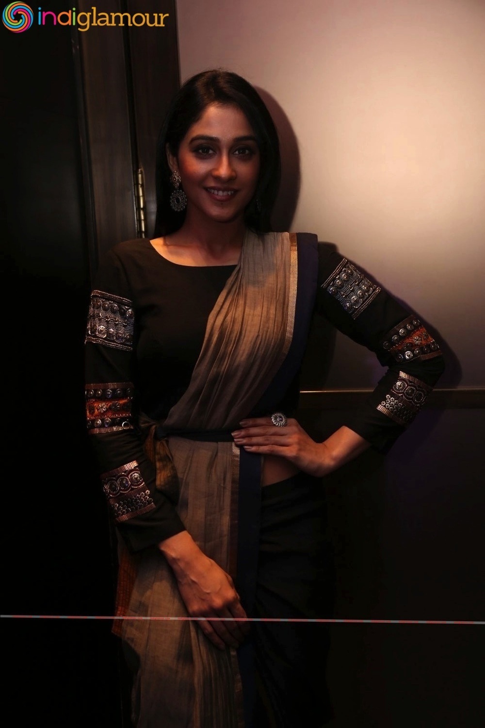 Regina Cassandra Actress hd photo